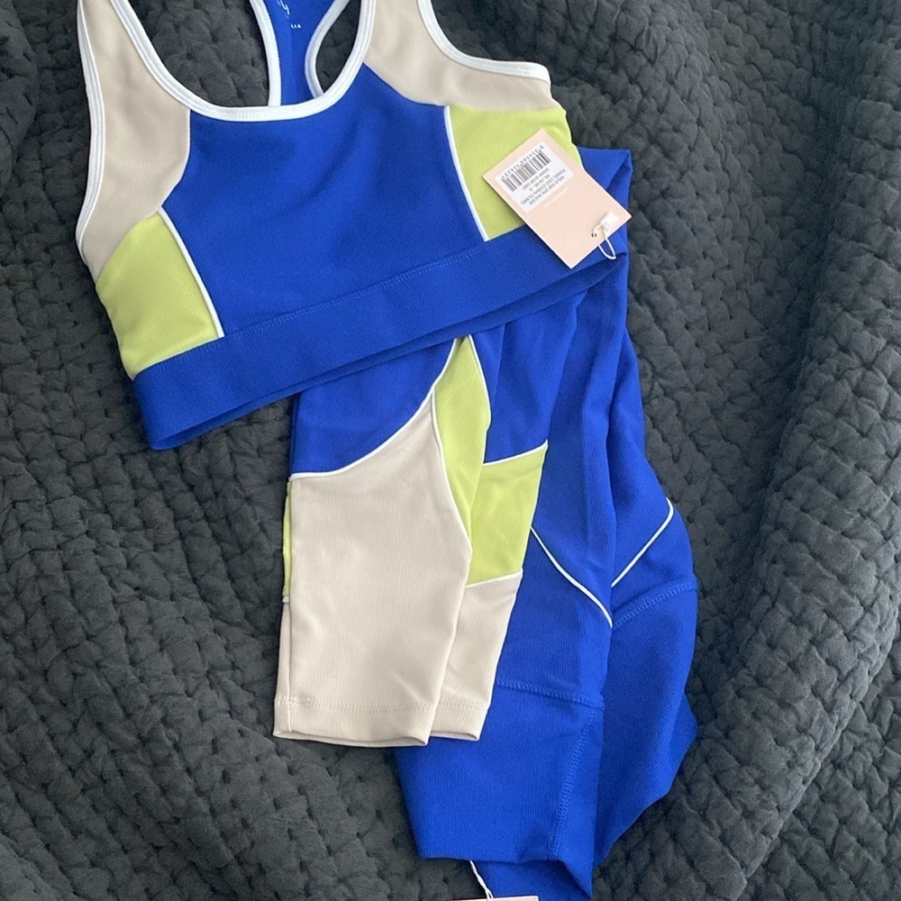 NWT WILO brand blue leggings set S